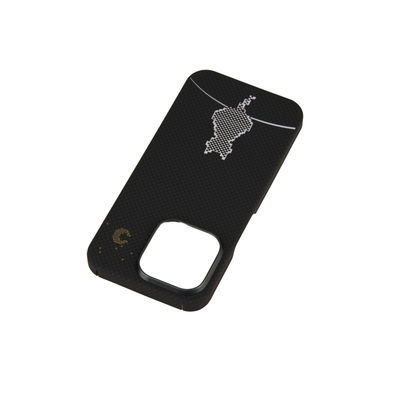Ultra Thin 0.8mm Ketebalan 16g Berat tahan kotoran Aramid Fiber Phone Case untuk iPhone 16 Pro Max