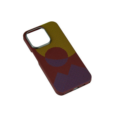 Kasus Telepon Serat Karbon Aramid Customized untuk iPhone 16 Pro Max dengan Ketebalan 0,8mm dan Berat 16g