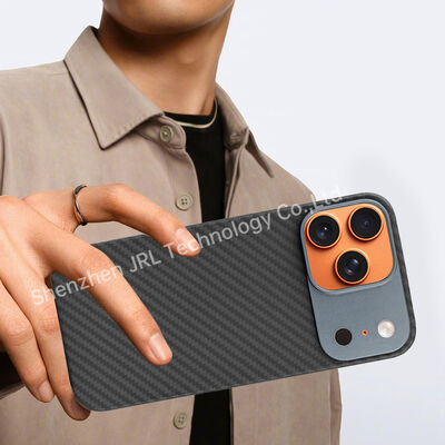 Customized Metal Frame Ultra Thin Aramid Carbon Fiber Mobile Cover untuk iPhone 17 Pro